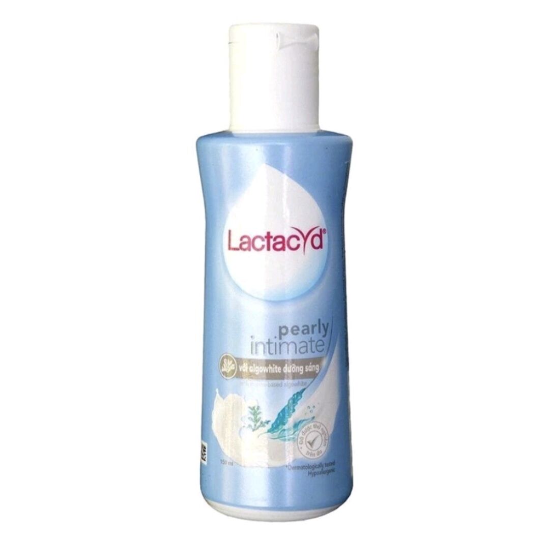 Dung dịch vệ sinh Feminelle 250ml