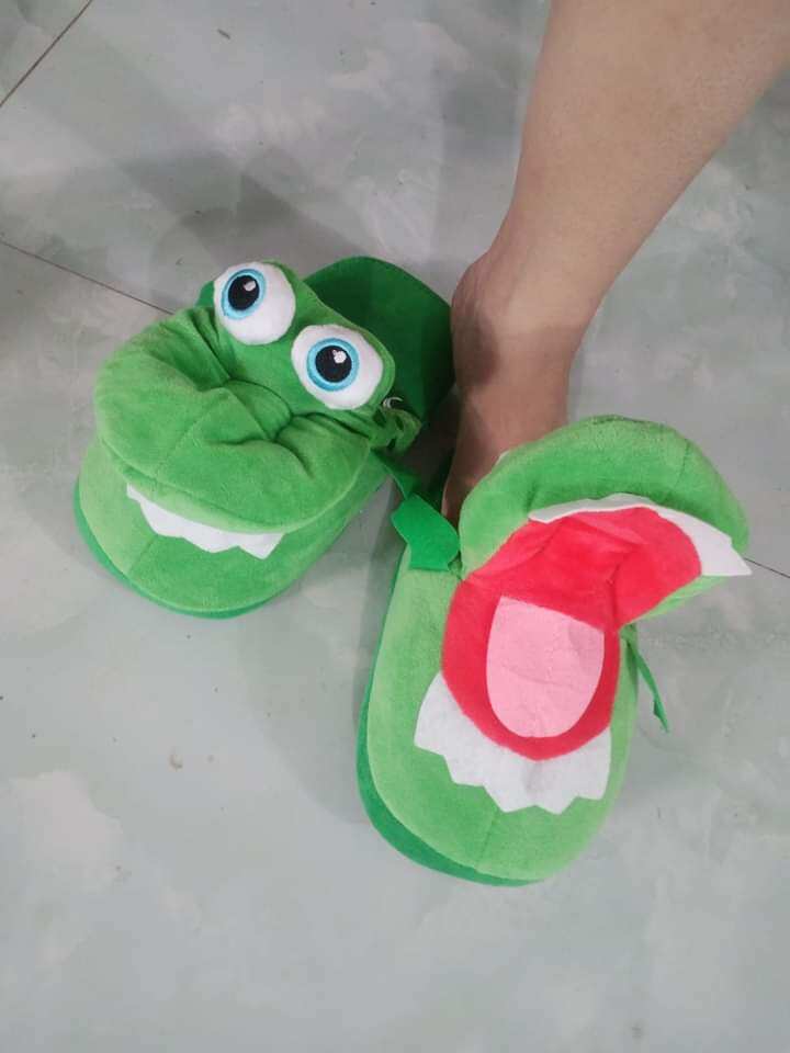 dép bông cá sấu