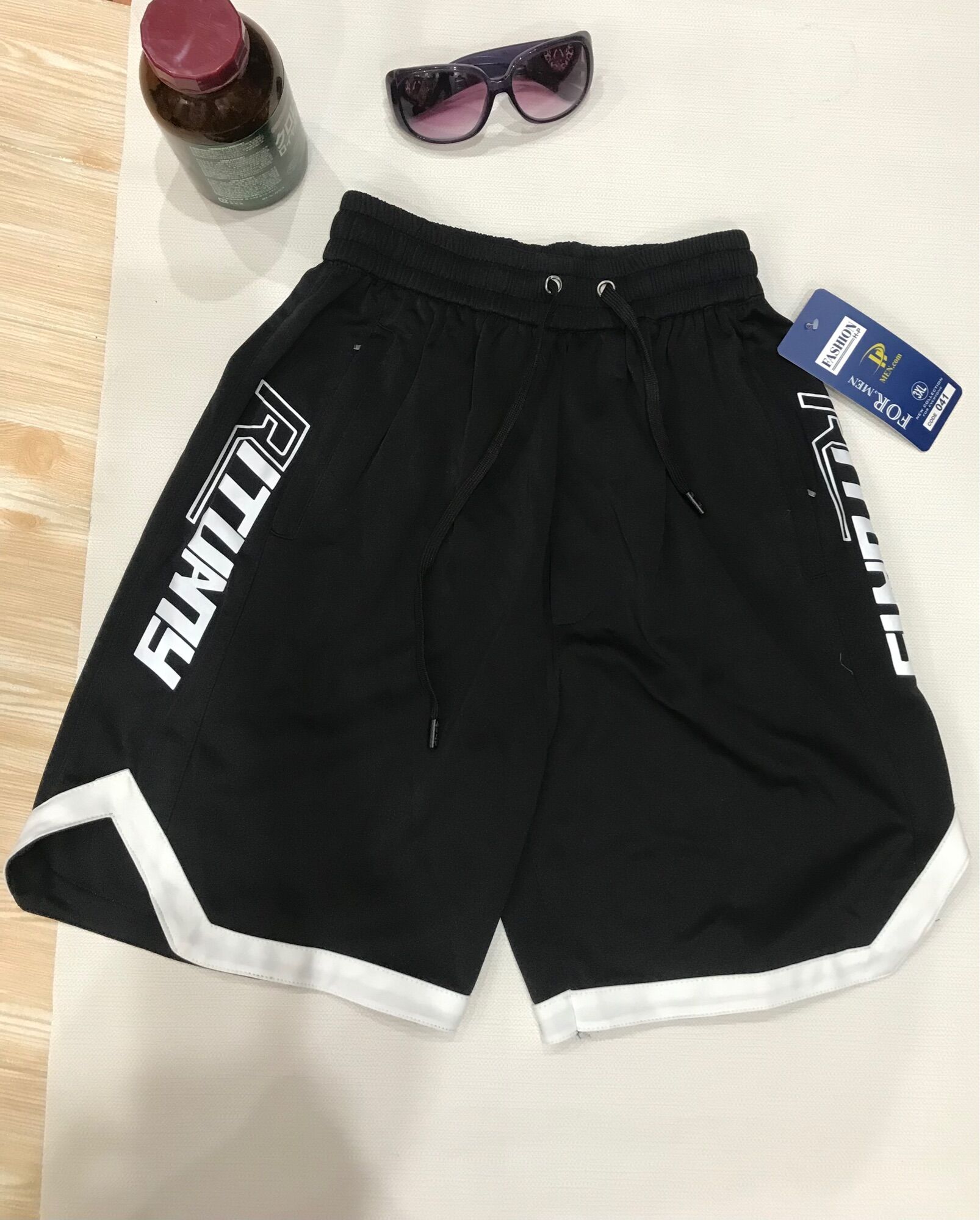 [Quần short nam,unisex chất liệu Thun thể thao ,co giãn đanh mịn nam nữ mặc rất đẹp ,rất phong cách cá tính ,tự tin.