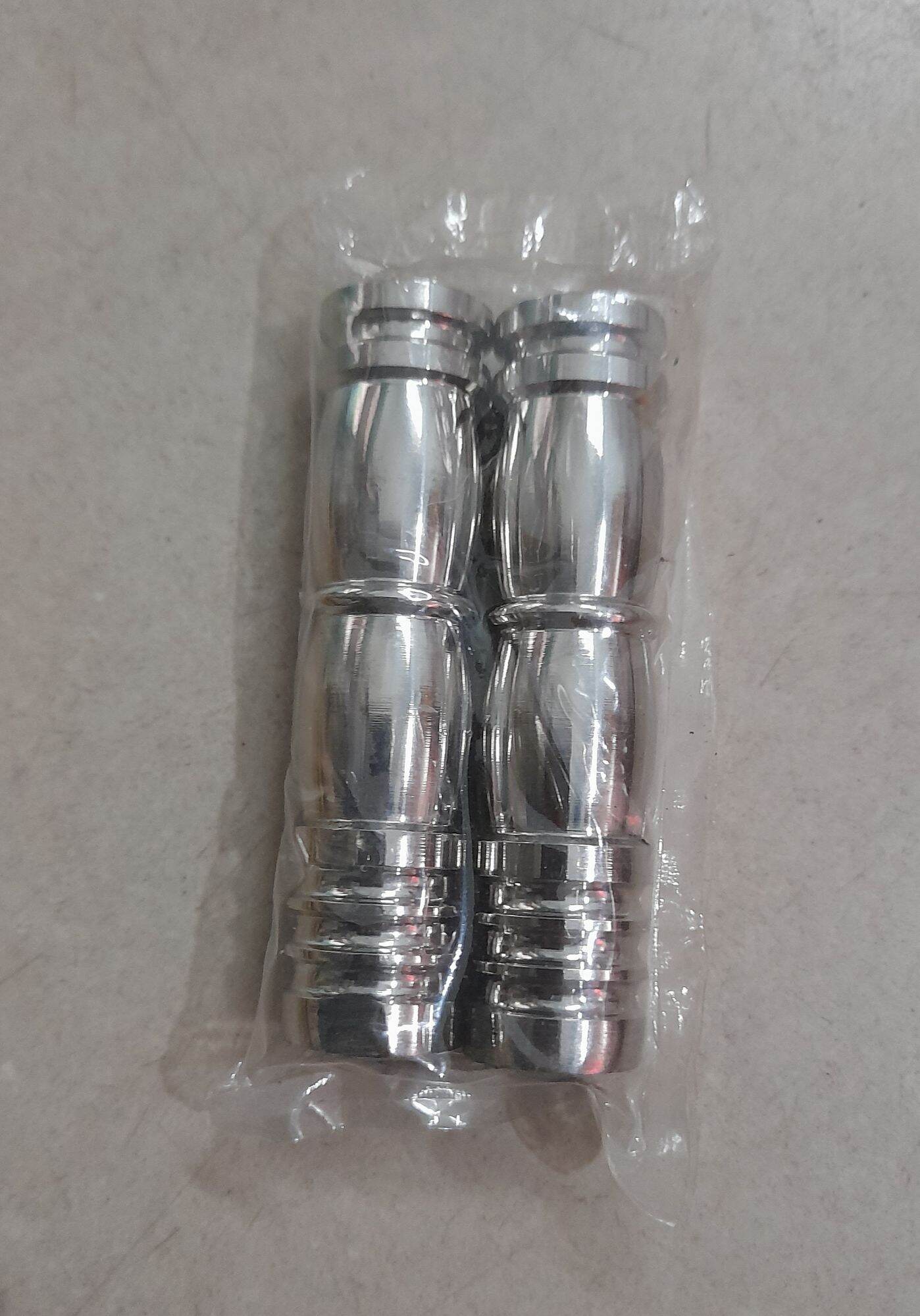 Cặp gác chân inox đặc gắn cho xe cúp 78, 81 lổ 10 li.
