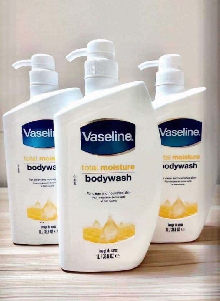  SỮA TẮM TRẮNG DA-DƯỠNG ẨM VASELINE MỸ  chai 1 lít  