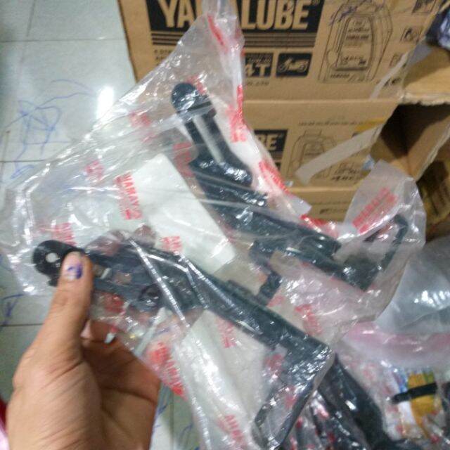 pát sắt đuôi exciter 150 đen