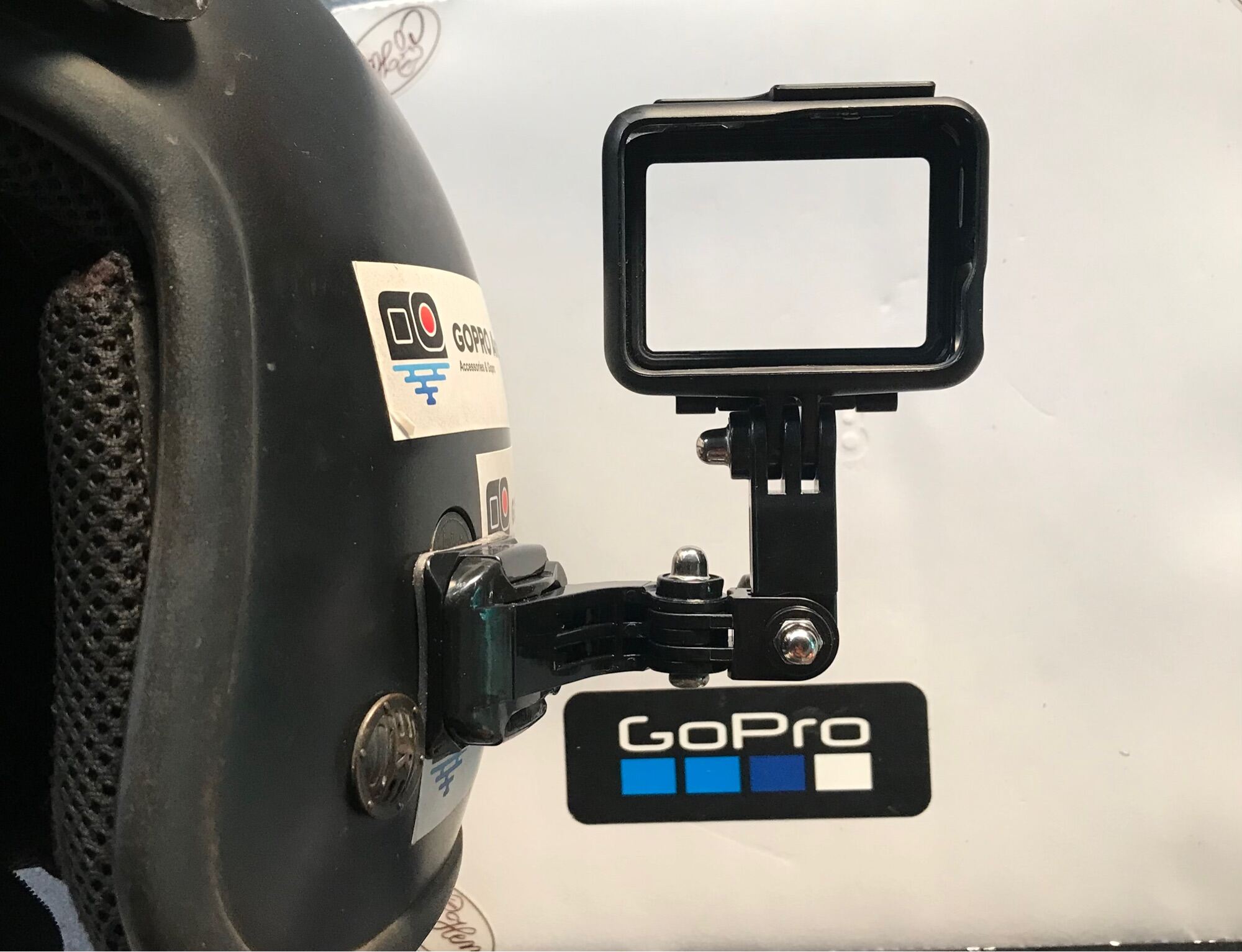 Bộ phụ kiện gắn nón máy quay gopro action cam