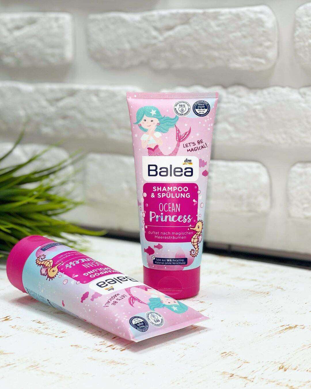 Bộ Dưỡng tóc và son cho bé Balea
