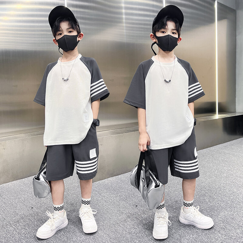 Bộ đồ mùa hè cho bé trai bộ đồ thời trang đẹp trai thể thao cho bé trai tay ngắn mùa hè cho bé trai lớn nhỡ nổi tiếng trên mạng mẫu mới 2024