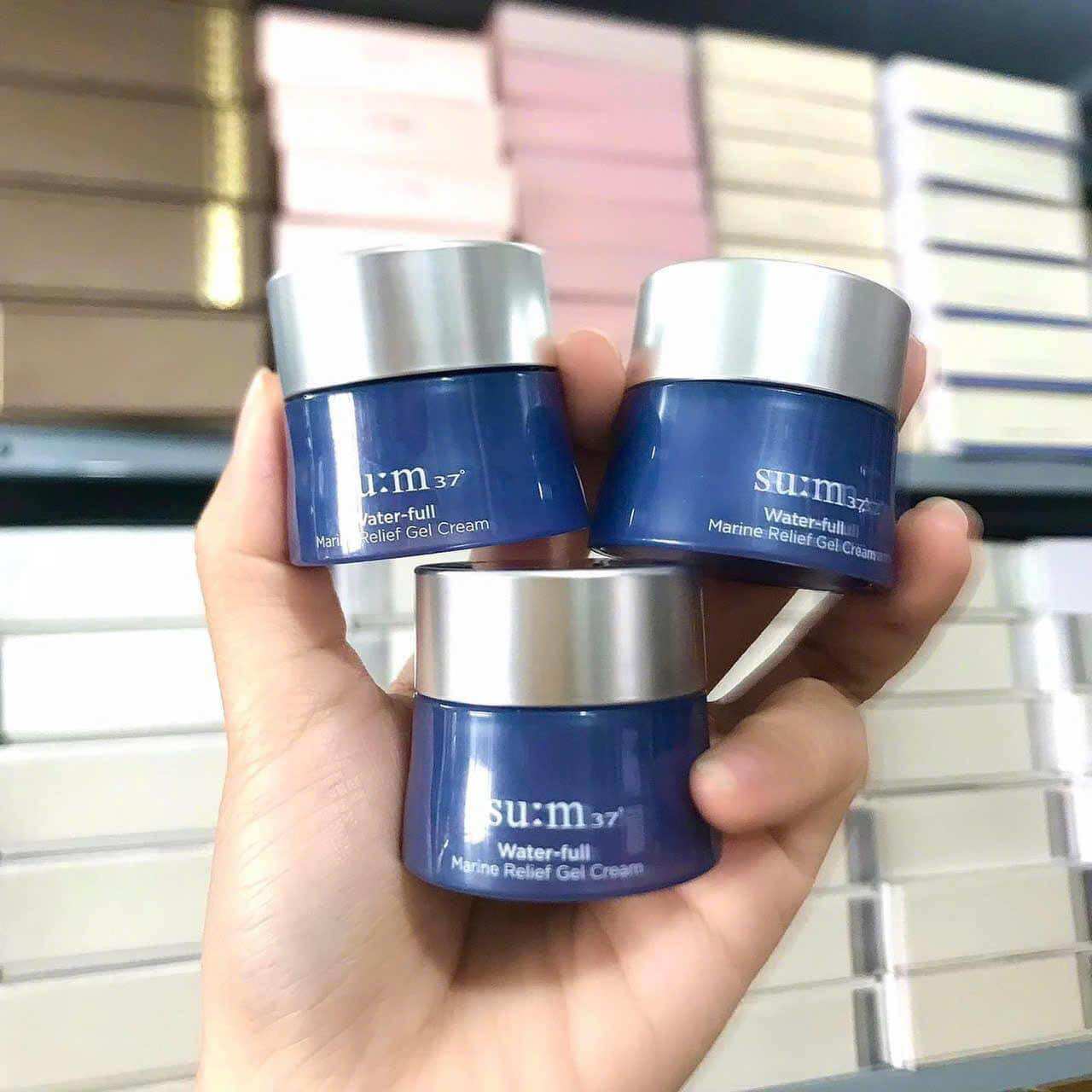 [HCM]Kem dưỡng siêu cấp ẩm căng mướt da Sum 37 (1 lọ 10ml)