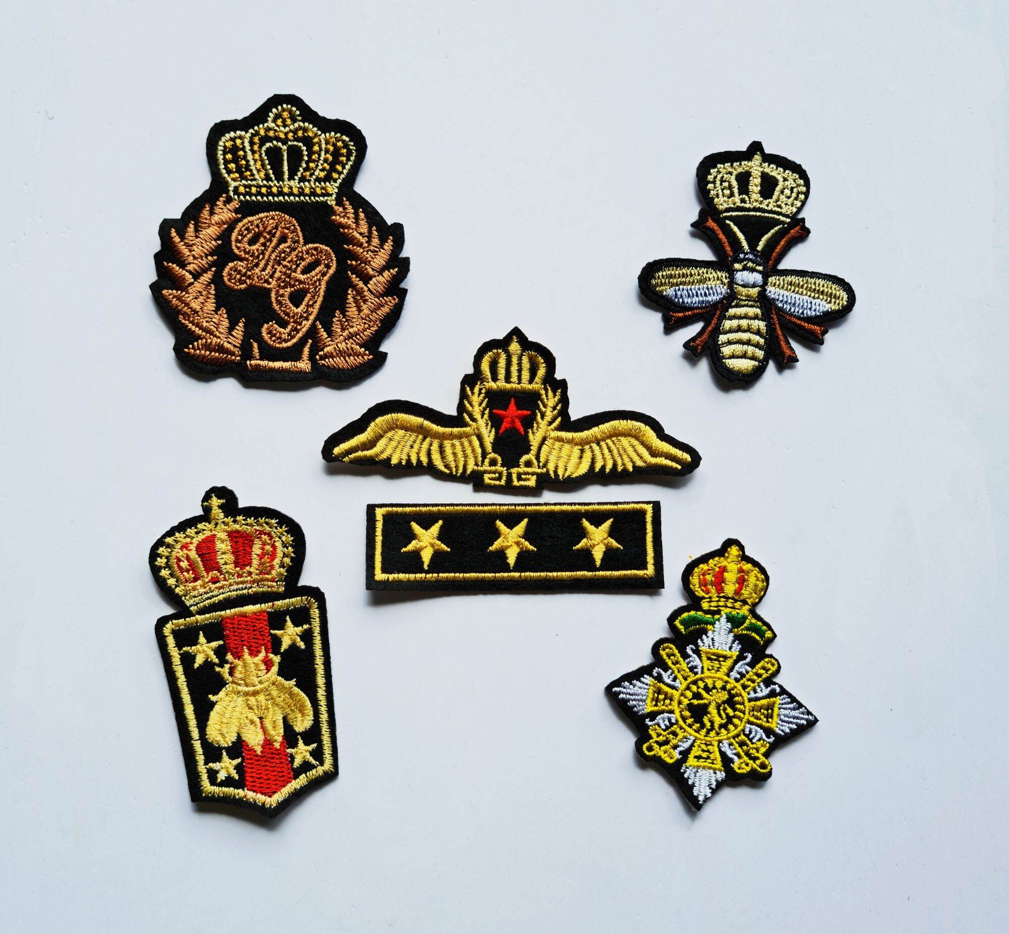 Set 5 Miếng Sticker Thêu Huy Hiệu Độc Đáo MS848753