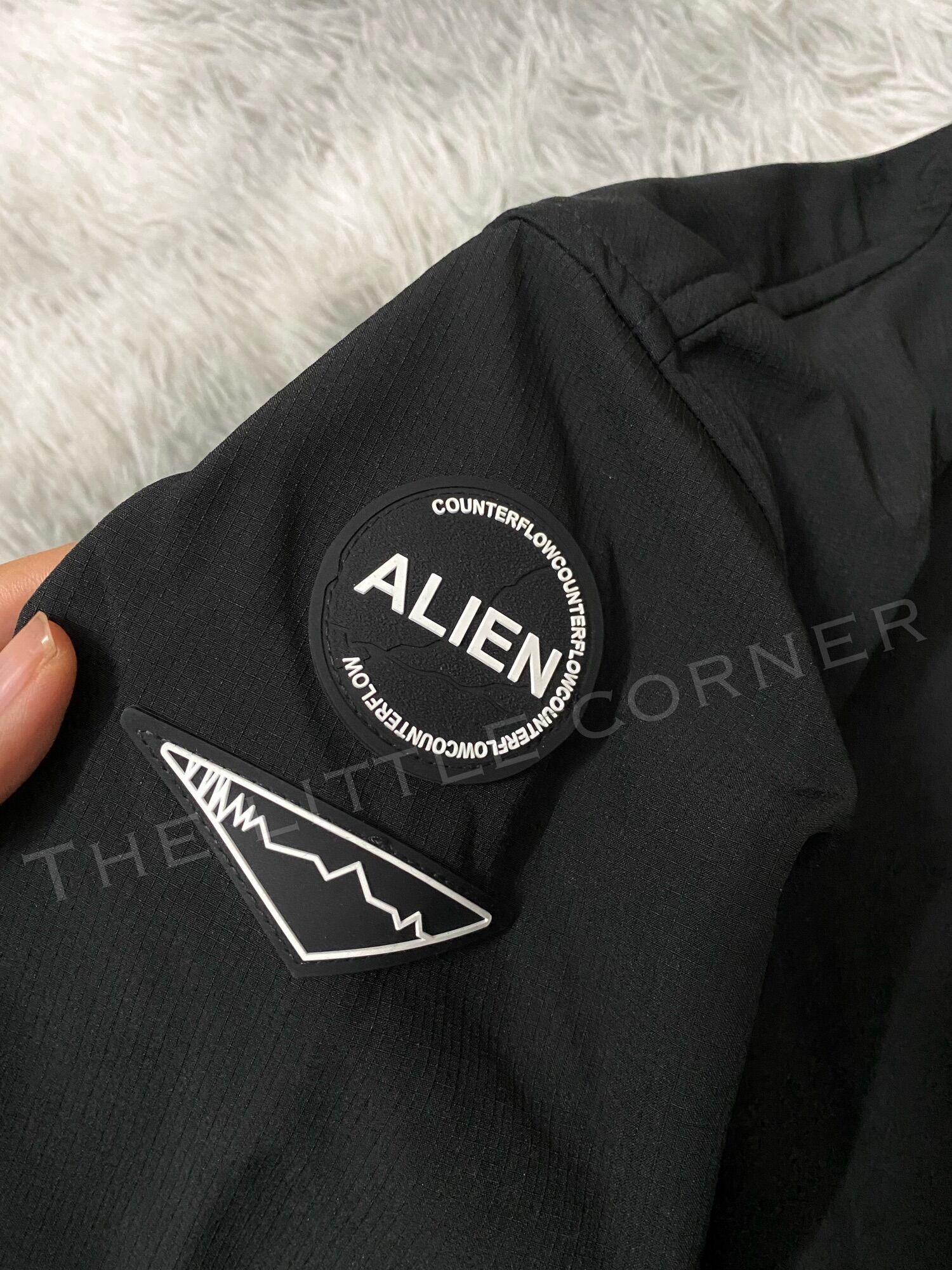 Áo khoác gió lót nỉ Lining AWDRA24