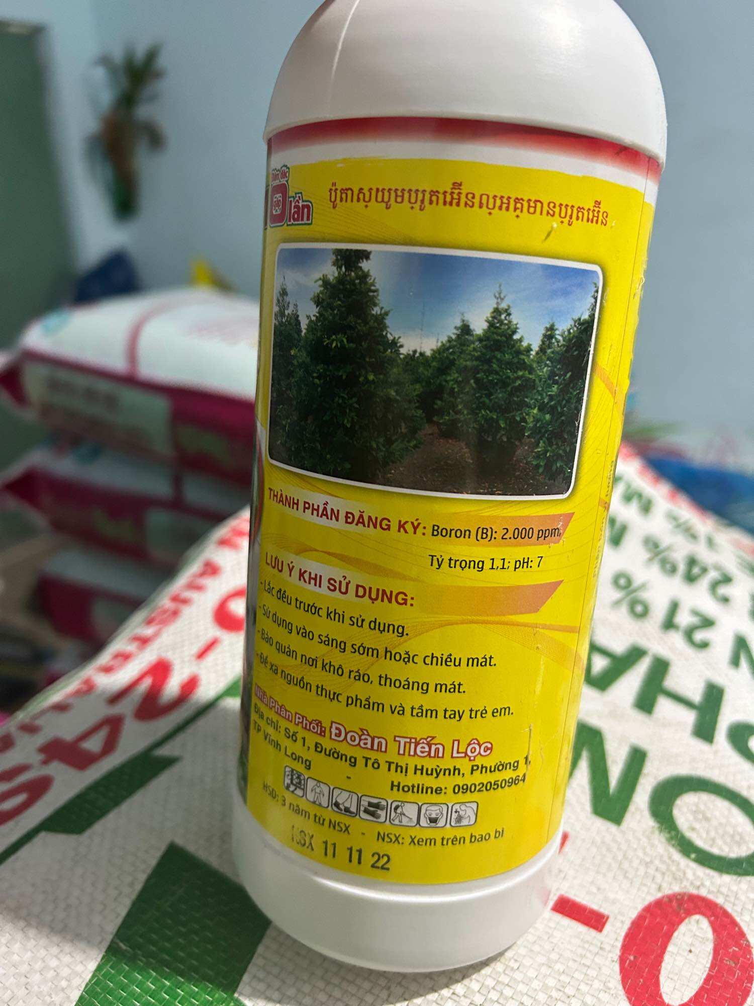Phân bón lá dưỡng rễ, kích rễ Max Root ( chuyên cây mai vàng) 1 lít