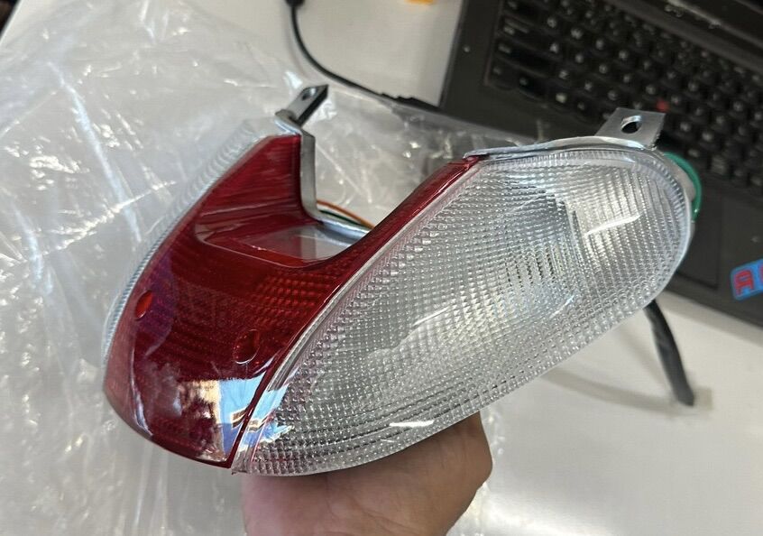 Đèn lái sau fx 125 loại 2
