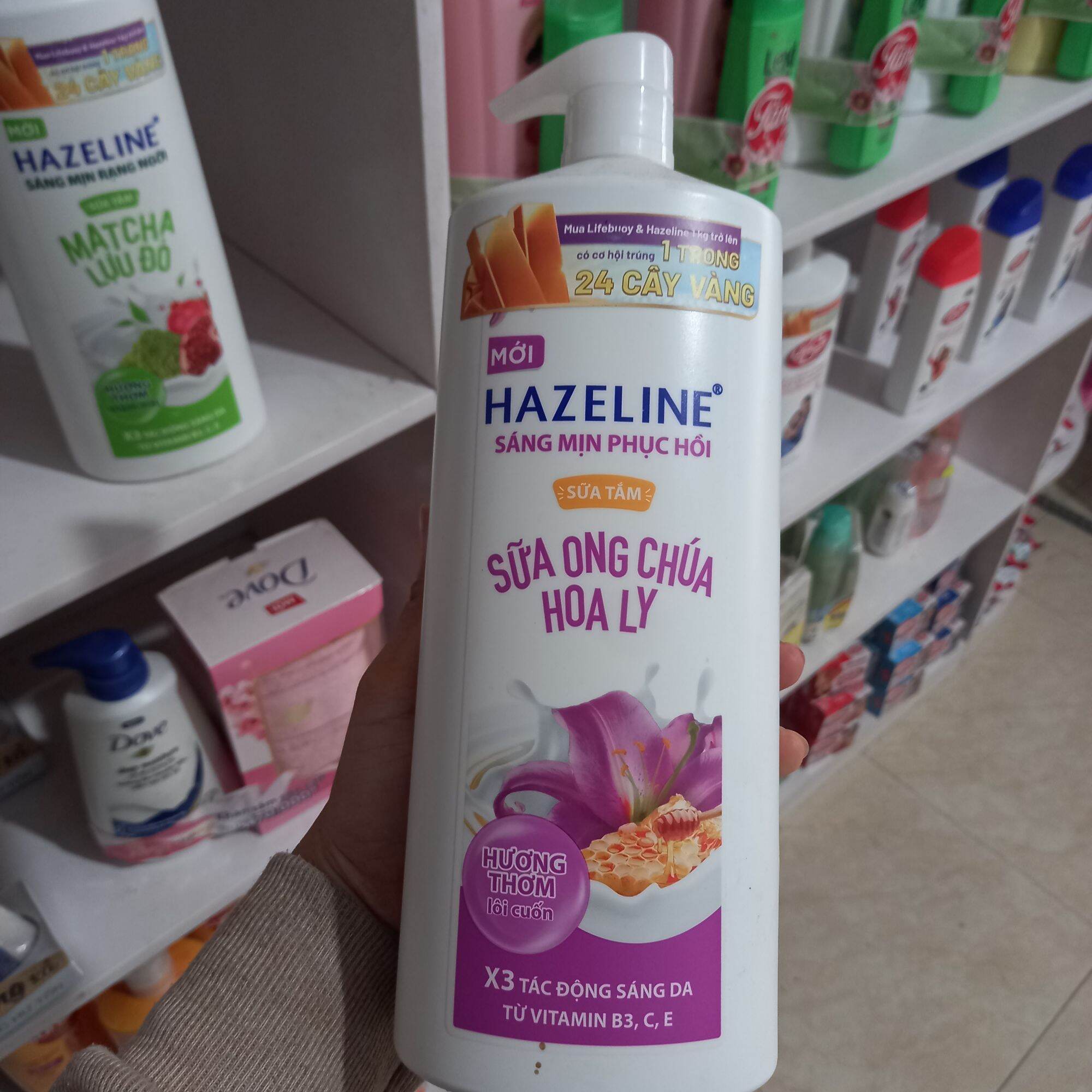 Sữa tắm Hazeline sữa ong chúa 1kg