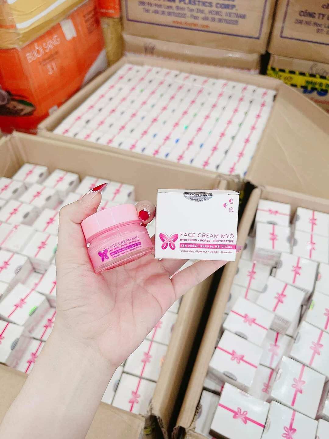 KEM FACE 2 TẦNG MYÔ