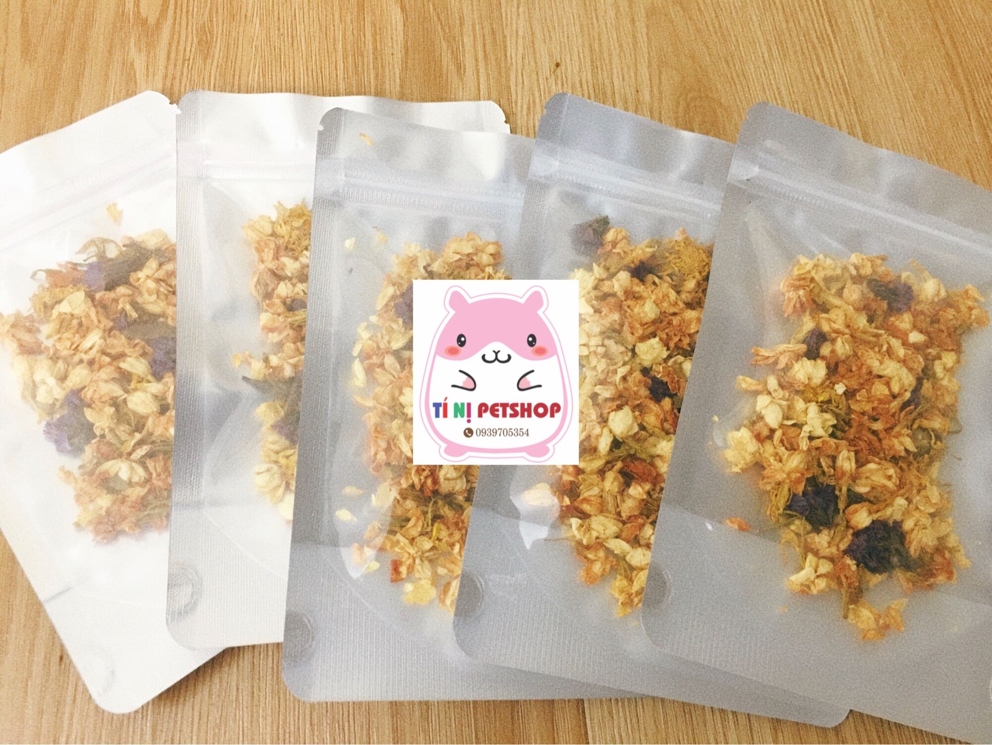 Hoa sấy khô cho Hamster