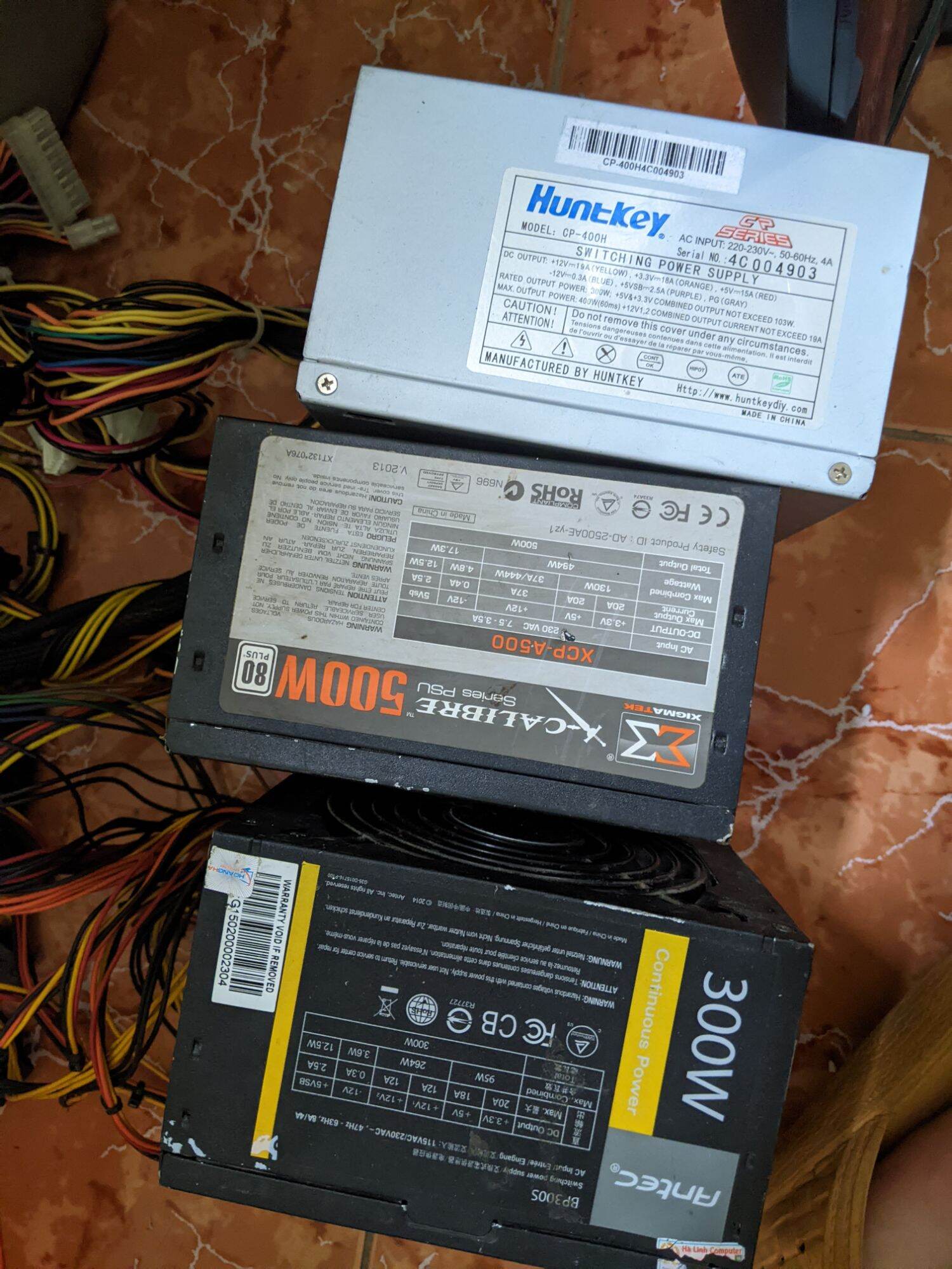 combo main g41, ram 4gb, chip e8400, ổ 320gb, nguồn cst, usb wifi...