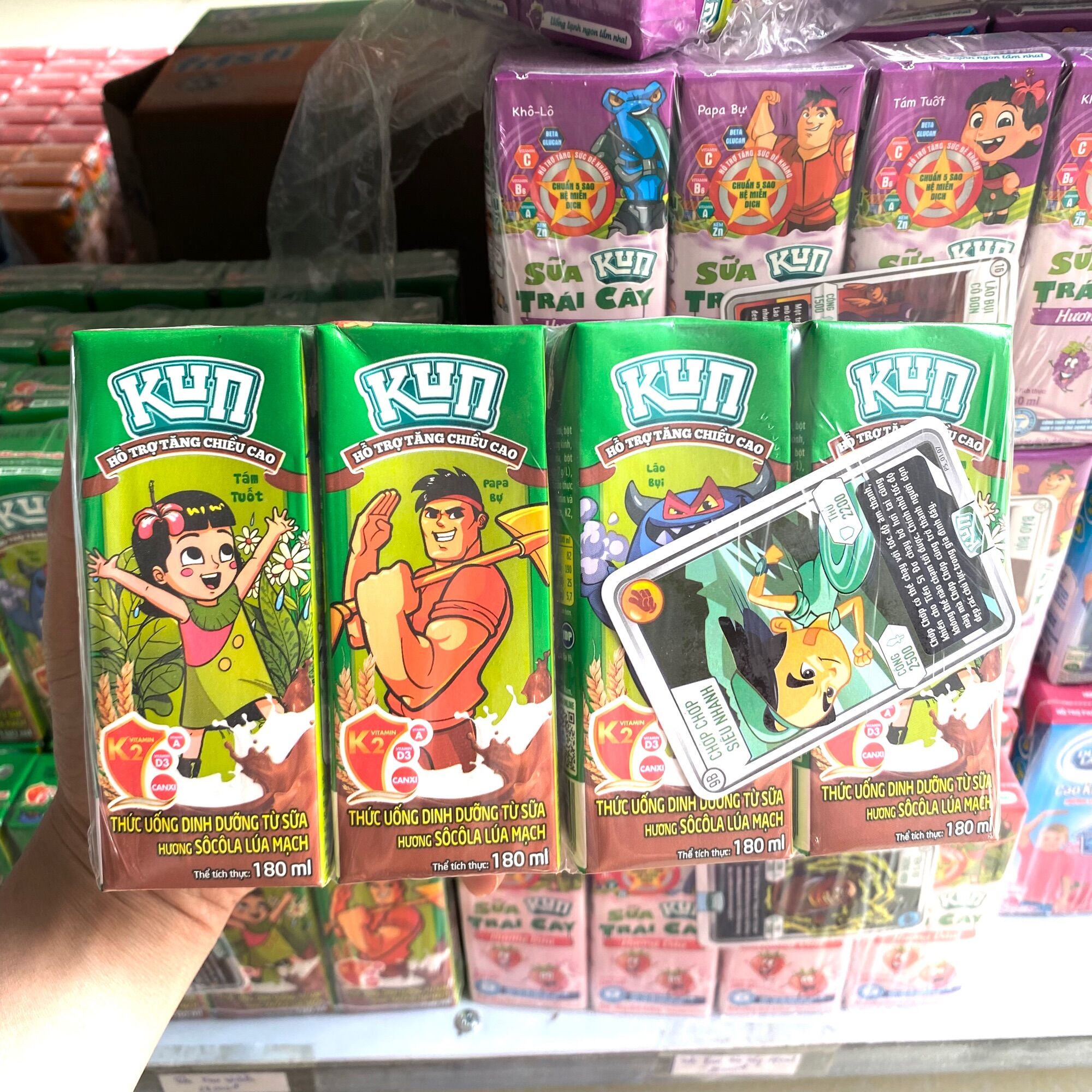 Lốc 4 hộp sữa Kun các vị 180ml