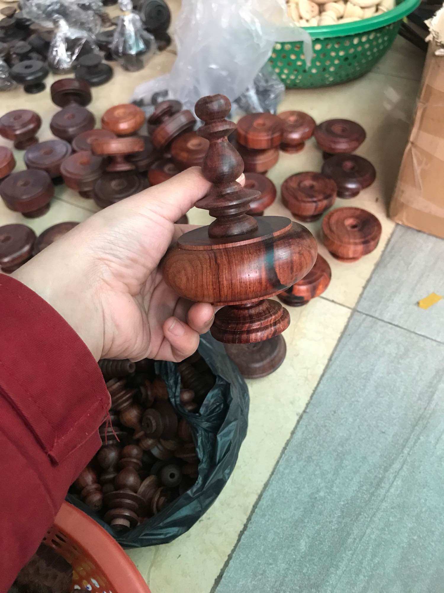 Nậm gỗ cẩm , phụ kiện lồng chim chào mào