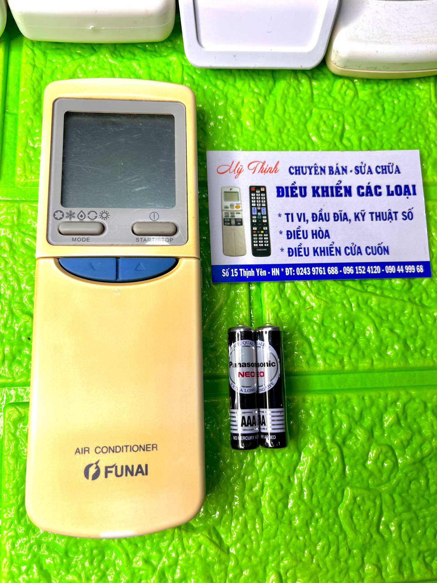 Điều khiển điều hoà FUNAI 2 chiều hàng chính hãng.