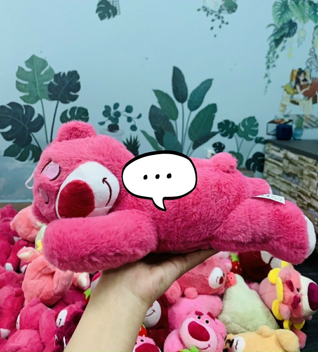 Gấu dâu nằm 30cm lông mịn
