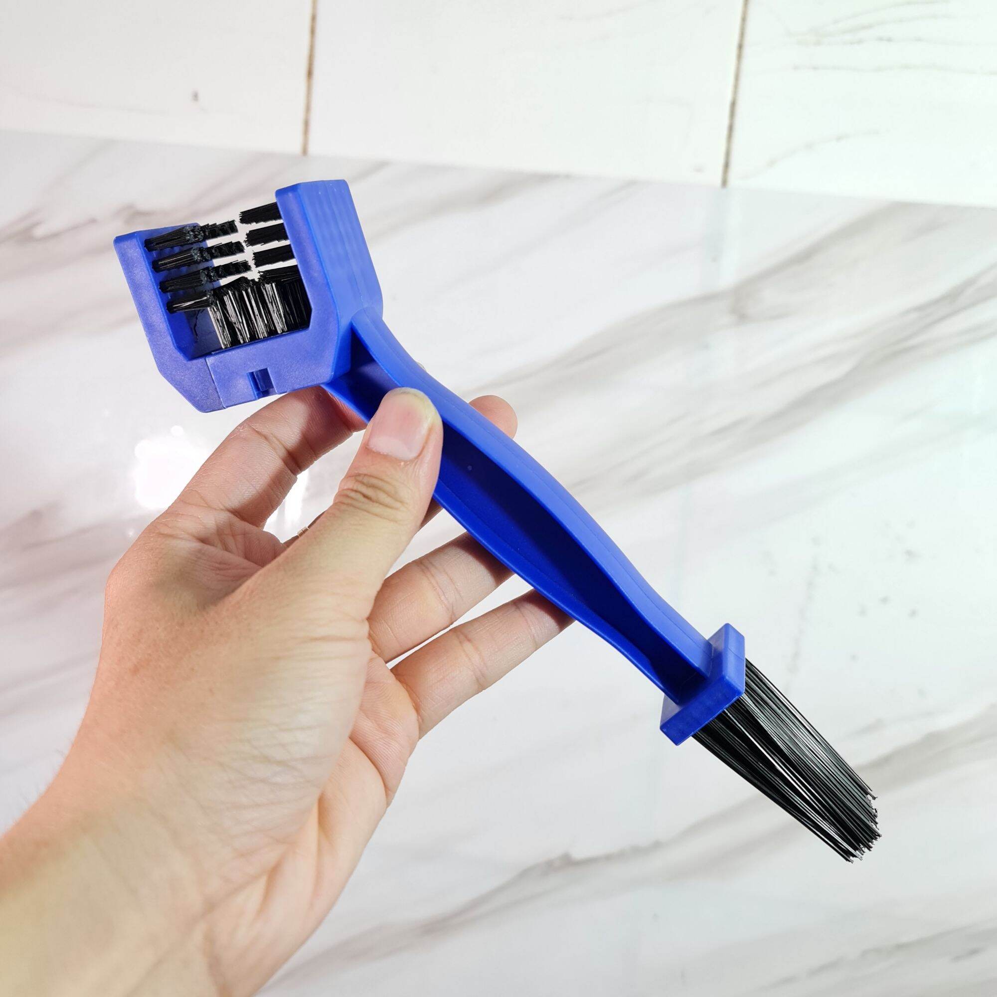 Bàn chải chà sên xe máy vệ sinh sên