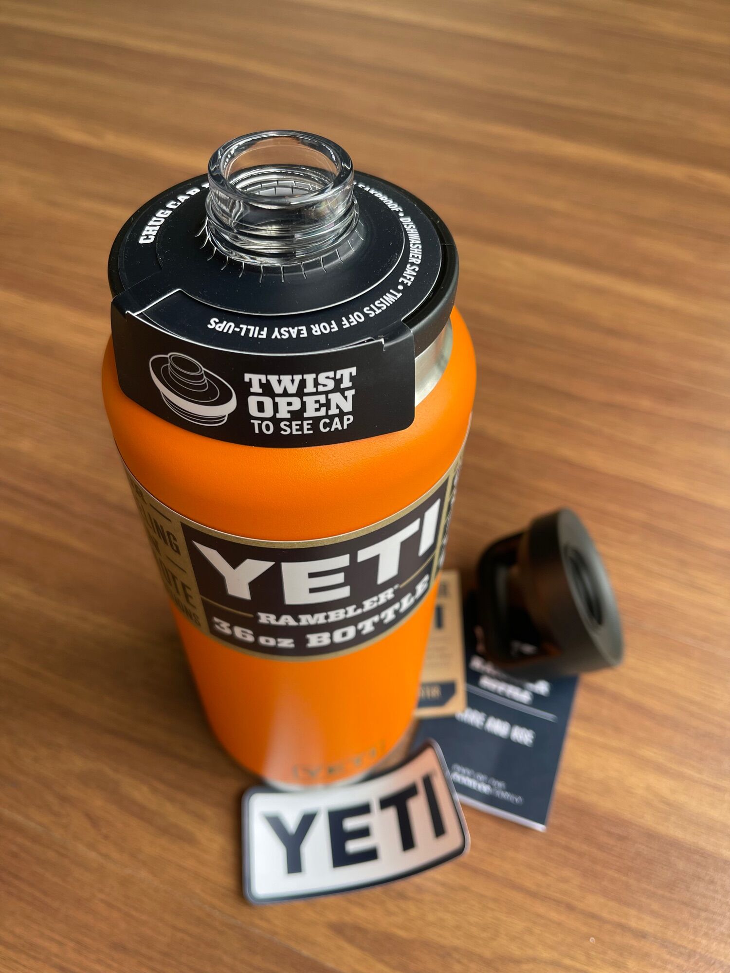 Bình giữ nhiệt YETI RAMBLER 36 OZ BOTTLE WITH CHUG CAP