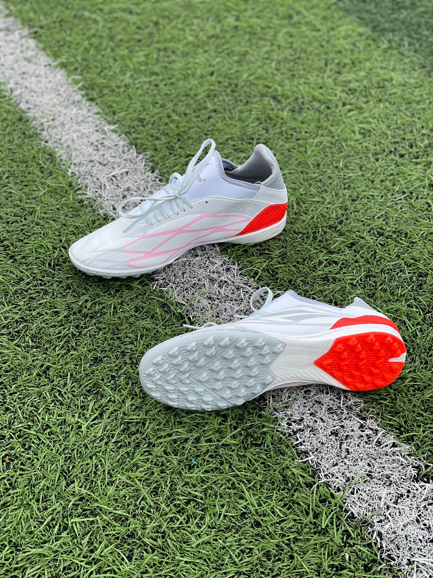 Giày bóng đá X Speed Low ( hết size 32 quý khách vui lòng không đặt )