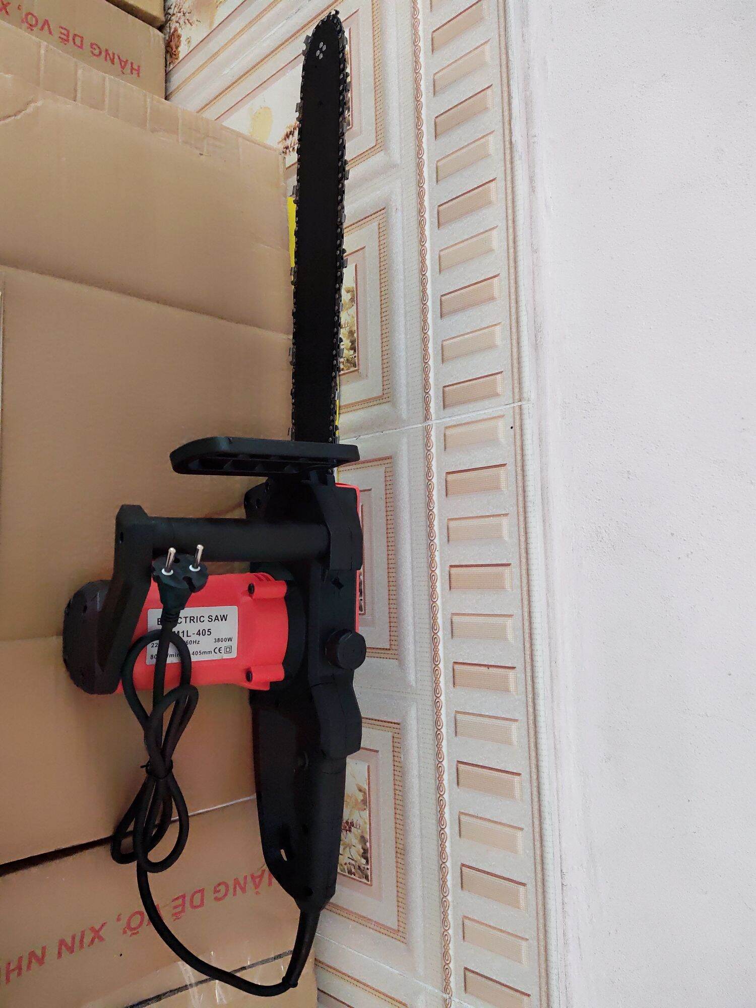 máy cưa xích chạy điện