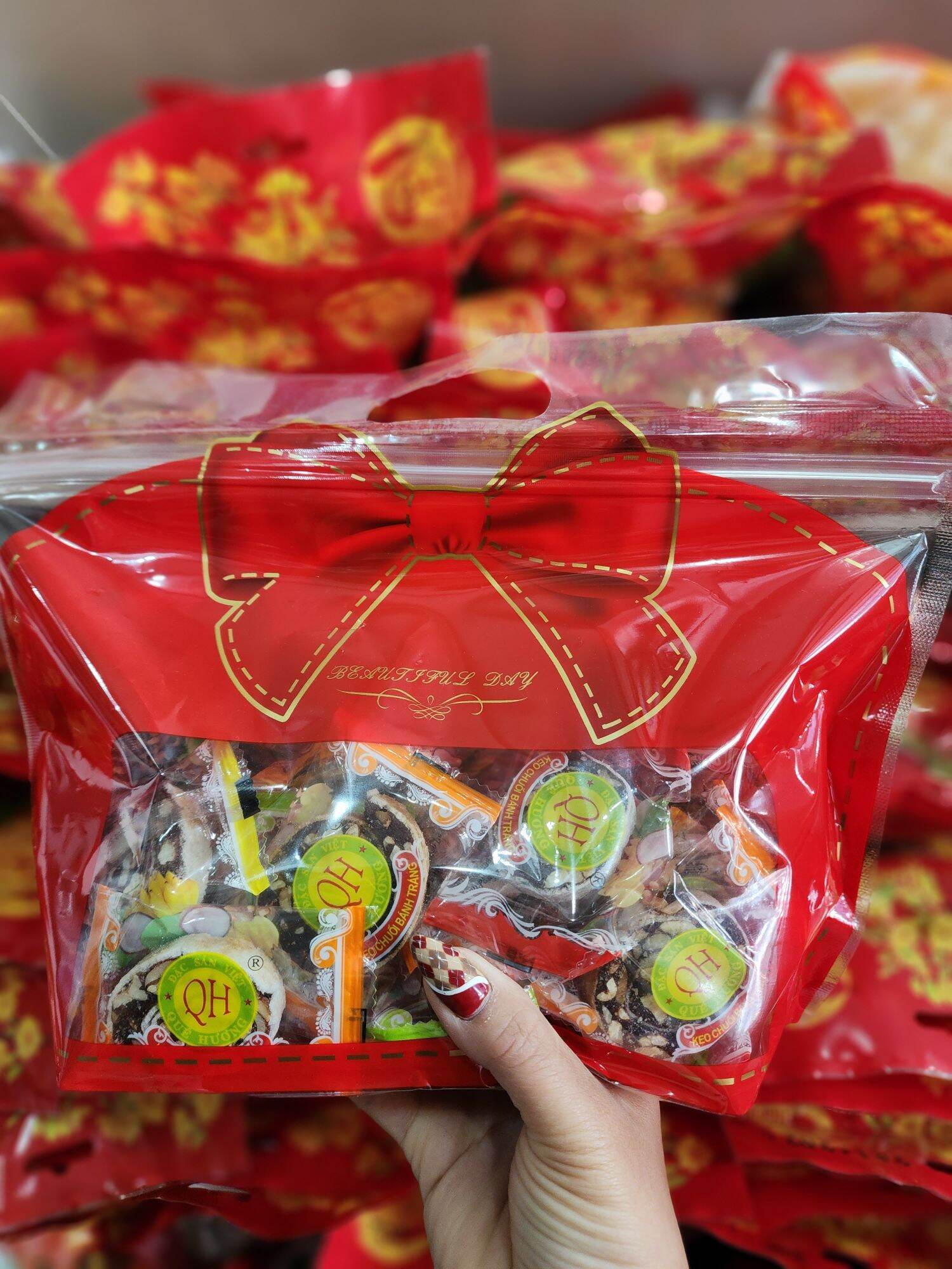 KẸO CHUỐI CUỘN ĐẬU PHỘNG BẾN TRE - 500g
