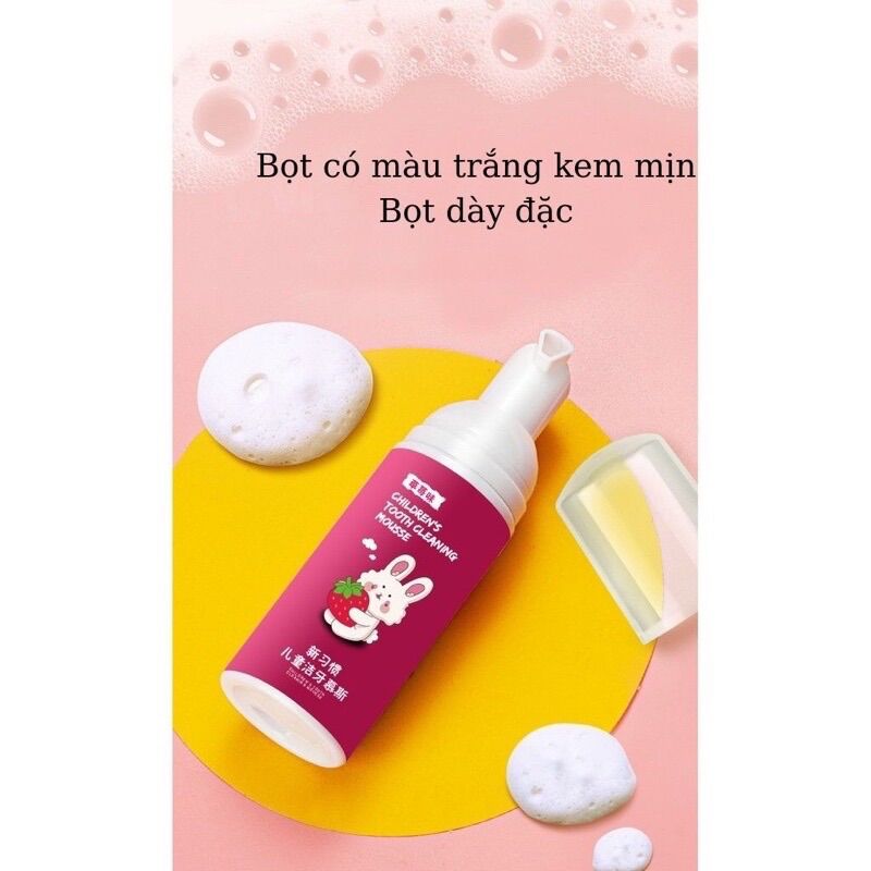 Kem đánh răng tạo bọt cho bé
