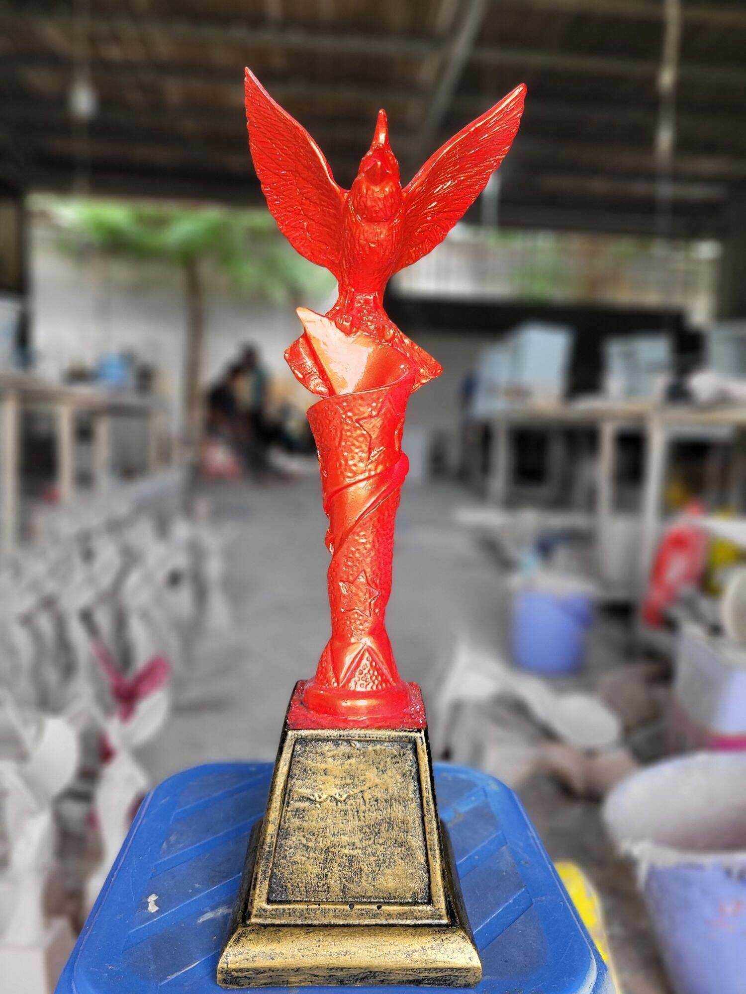 [Nhập RS0822 giảm 30k cho đơn 99k]CÚP CHIM CHÀO MÀO 40CM