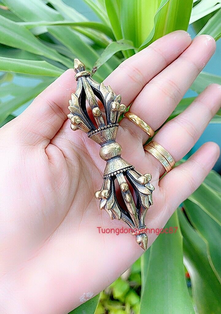 Chày kim cang 8 chấu mật tông