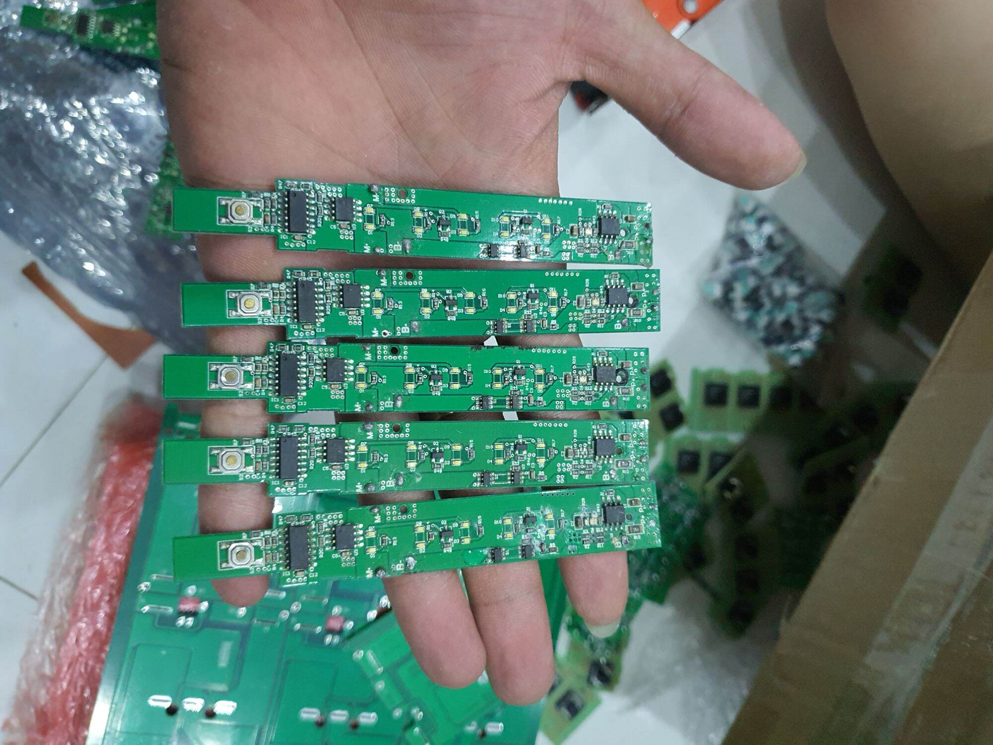 Mạch tăng áp từ pin 3.7V lên 5V 6V 9V điều khiển cho động cơ quạt mini