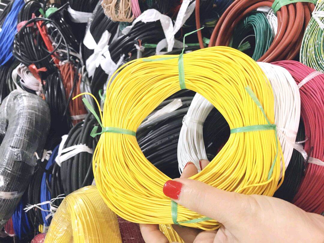 Dây điện mềm loại 0,2 của nhật quận 100m - day0,2nhat