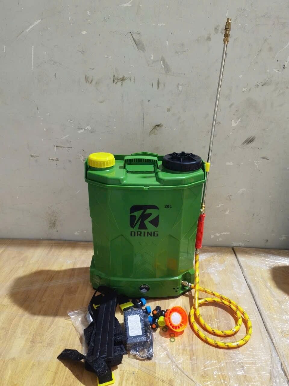 bình phun thuốc trừ sâu bằng điện DRING 20lit 1 bơm .