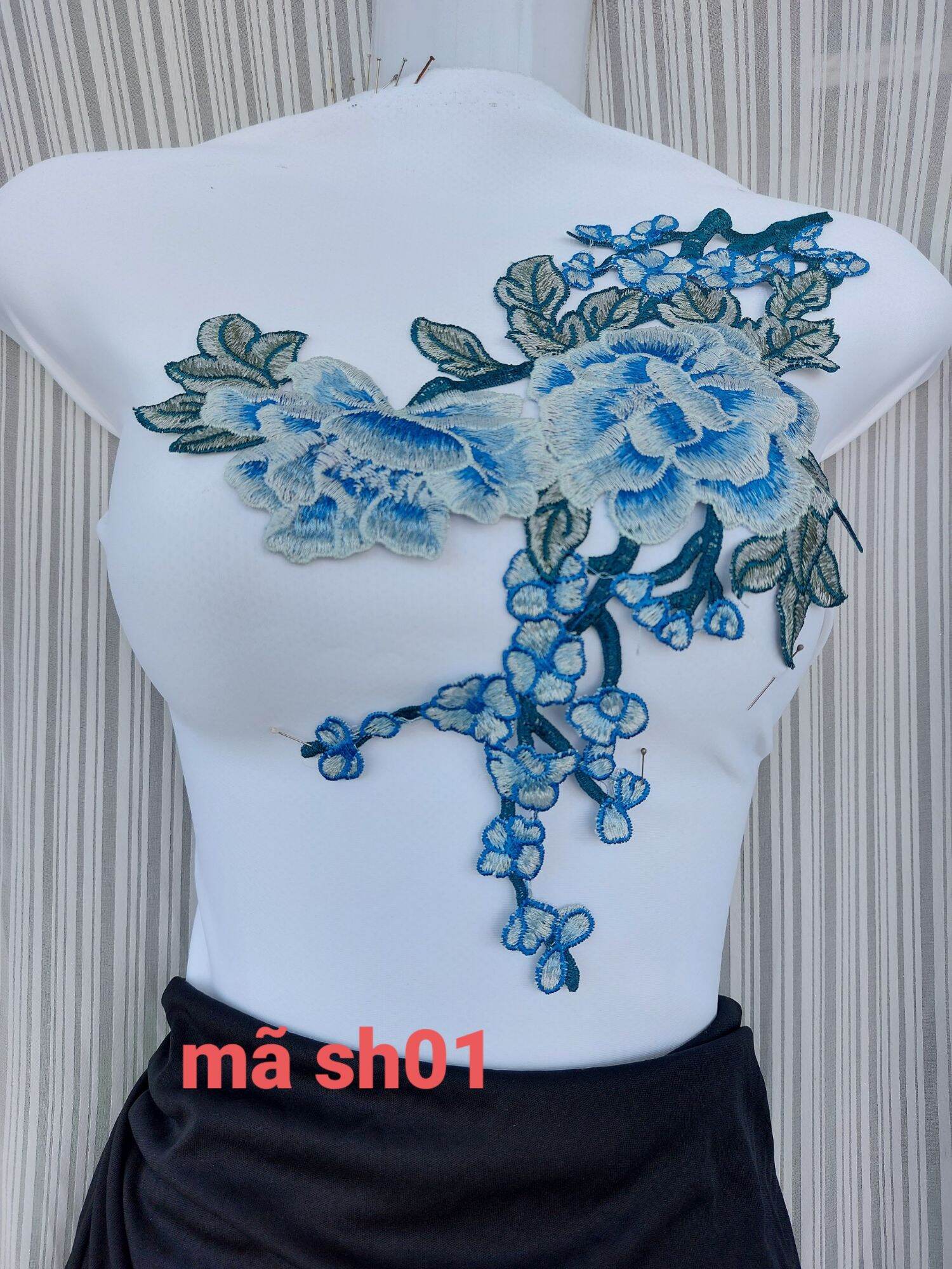 nhành hoa thêu đắp áo dài 27cm