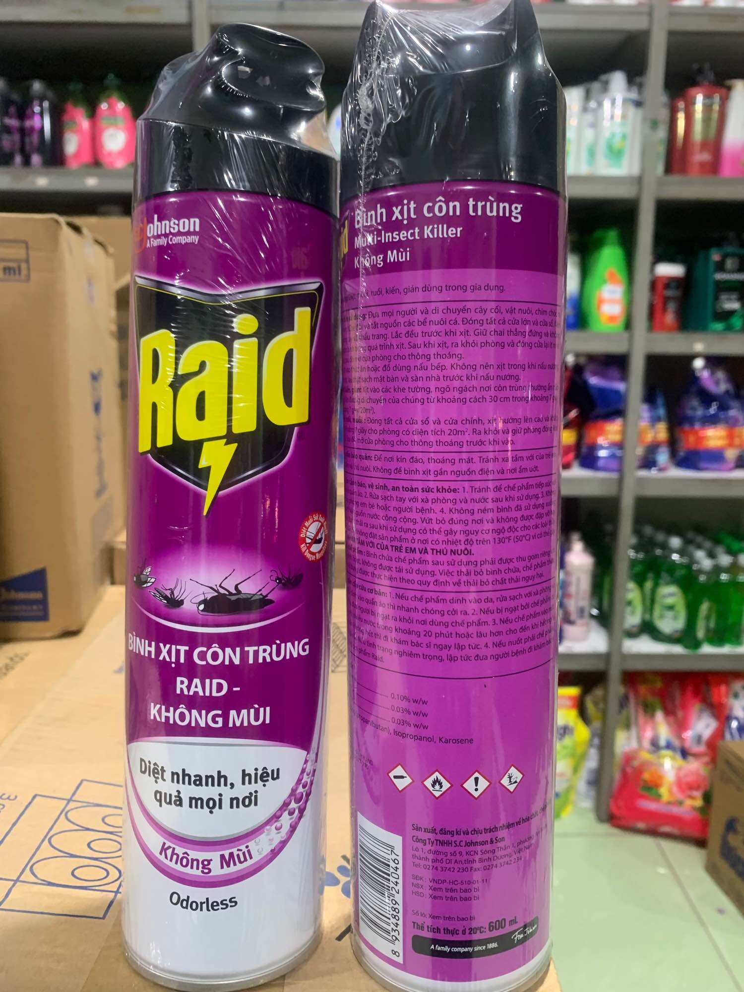 Combo 2 chai xịt côn trùng Raid khong mùi chai 600ml tặng 100ml