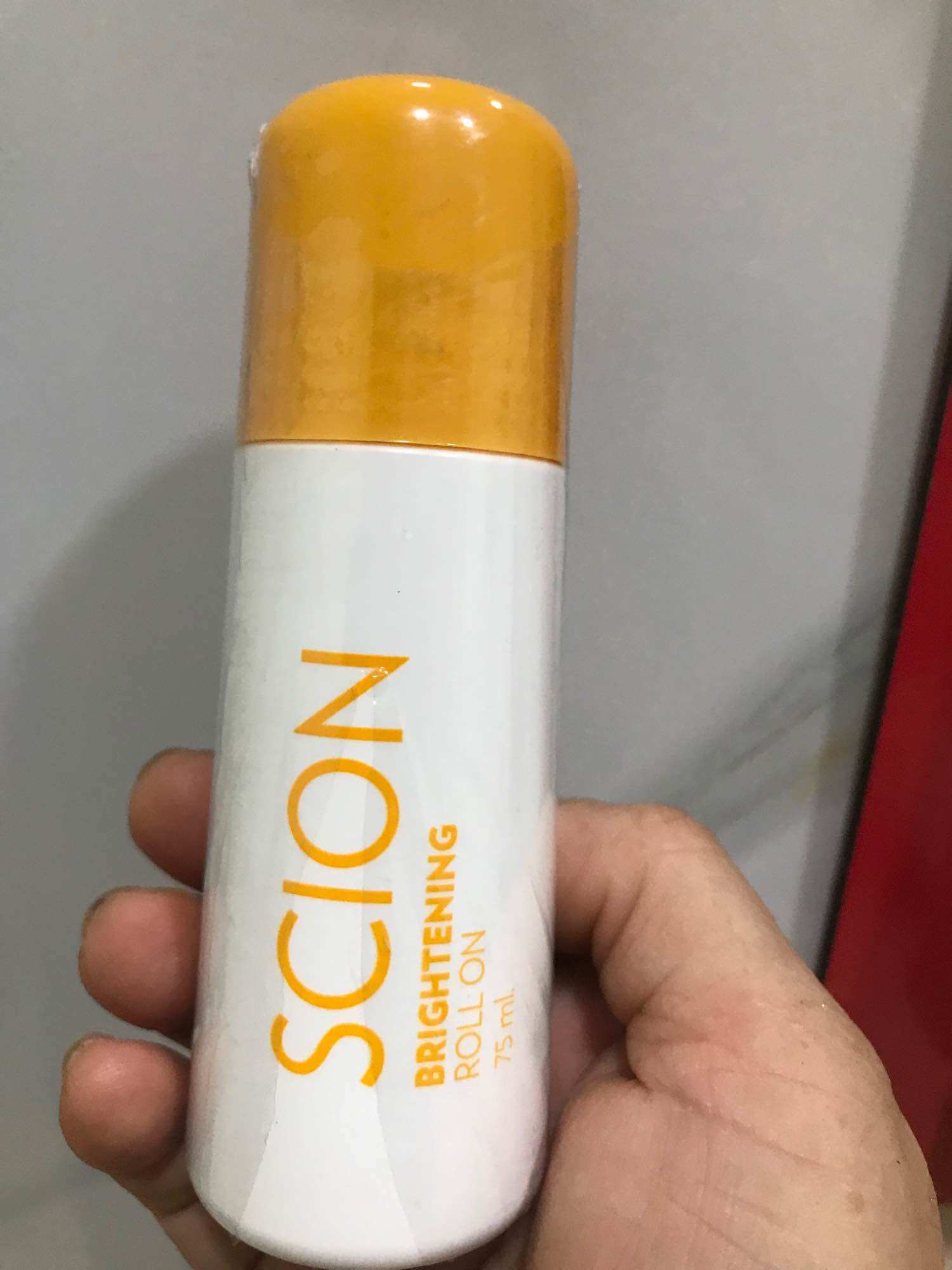 Lăn khử mùi Scion nuskin  chính hảng