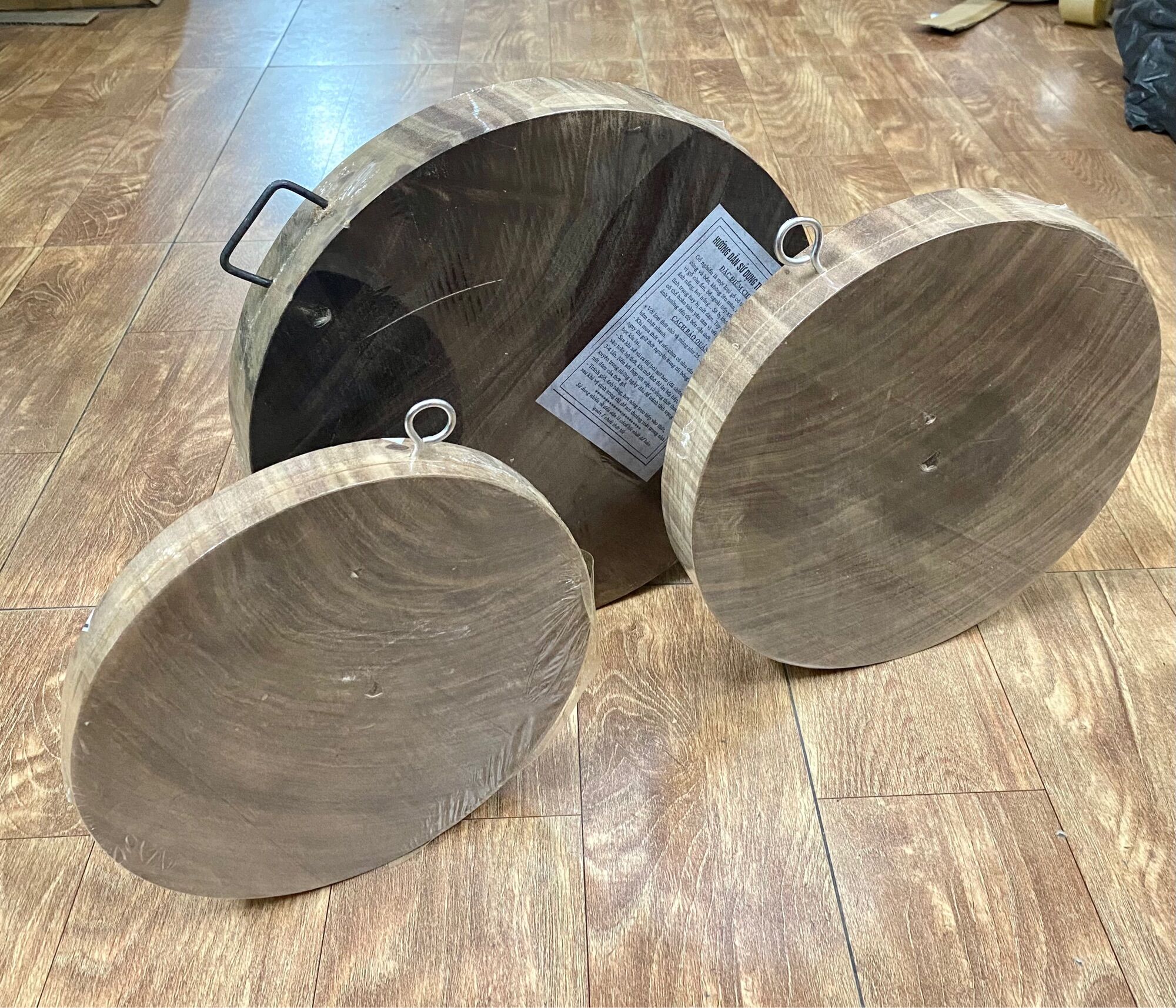 Thớt gỗ nghiến tròn size 24,29,34cm