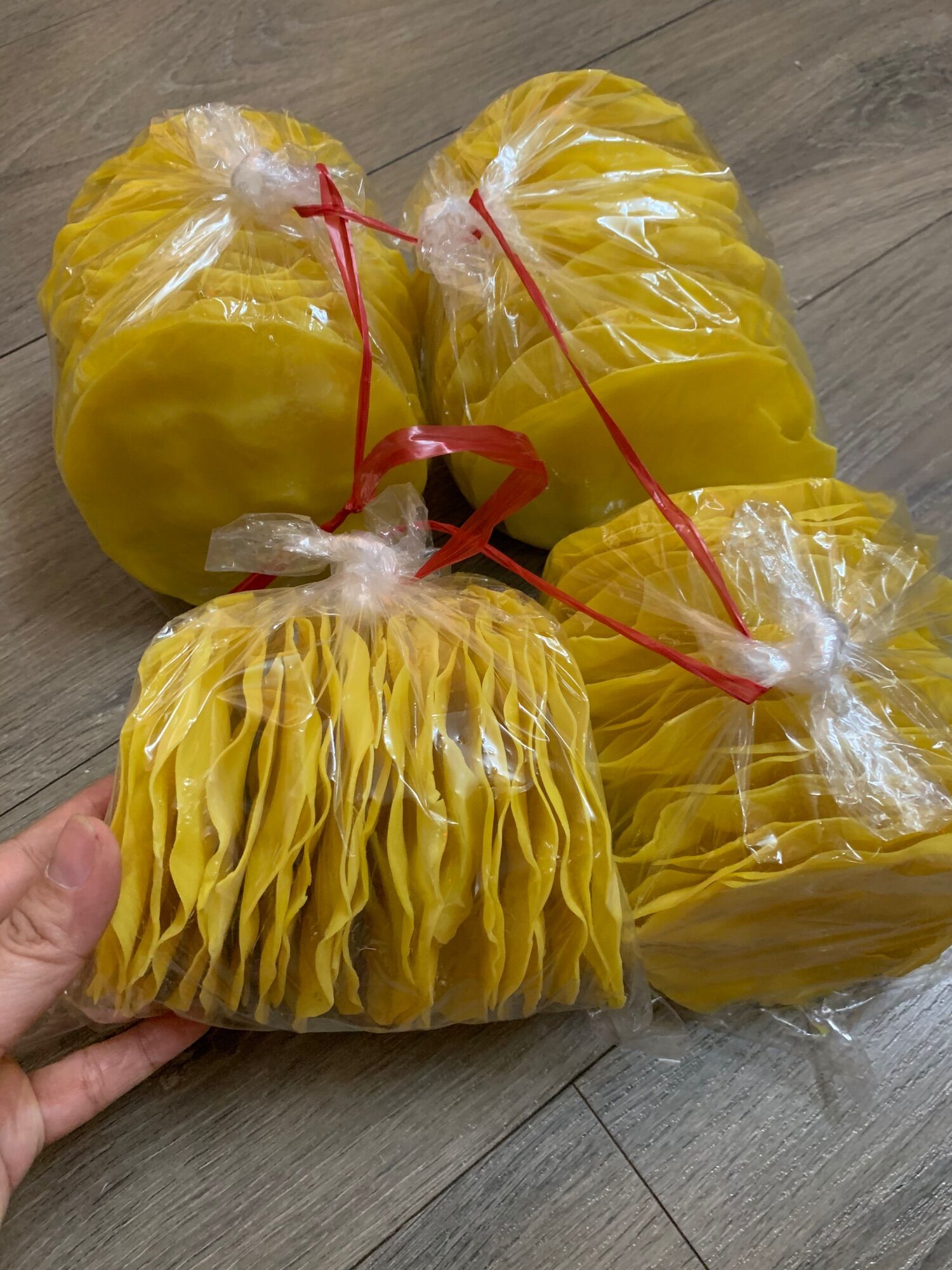 Hoành thánh khô miếng tròn - BỊCH 250gr