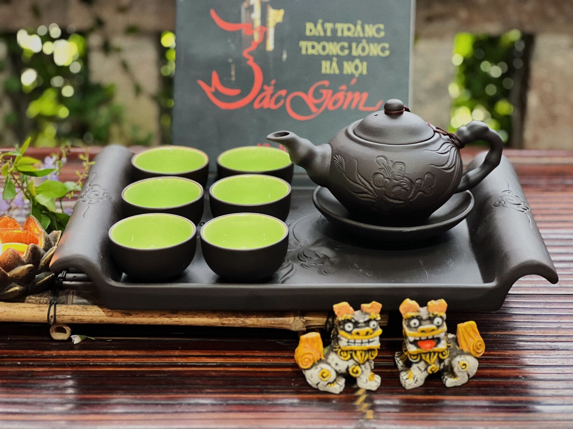 Bộ ấm trà tử sa. Gốm sứ Bát Tràng.