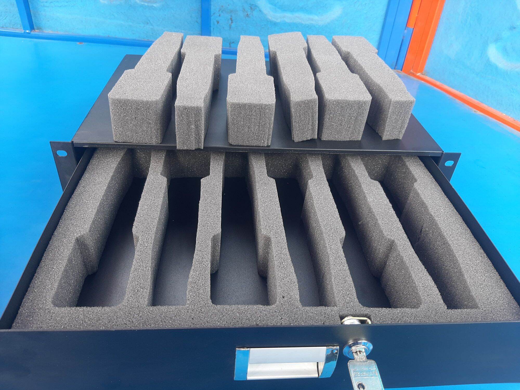 ngăn kéo 2u có mút 6mic 460k,lắp dc tất cả tủ máy