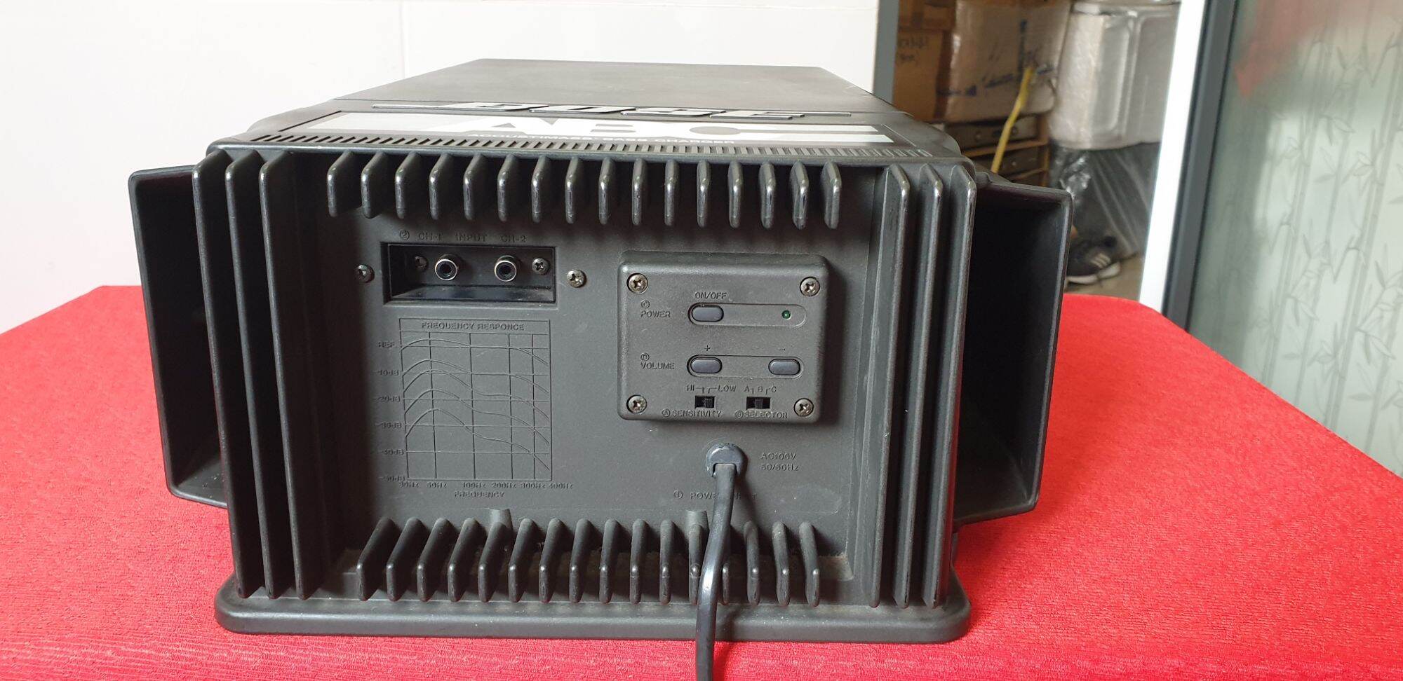 Loa Sub điện Bose Acoustimass Charger