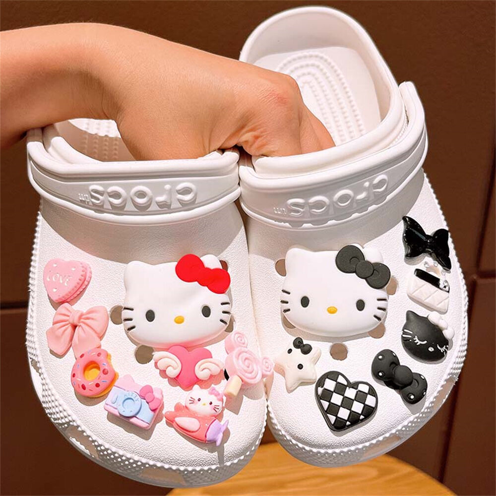 Sanrio Đèn Led Cổ Điển Hoạt Hình Phụ Kiện Giày Kawaii Cinnamoroll Giai Điệu Kuromi Kitty DIY Trang T