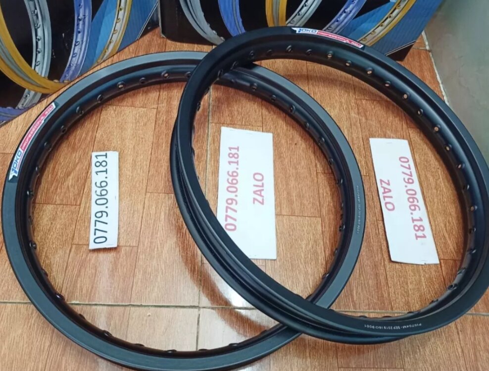 CẶP NIỀNG YOKO MÀU ĐEN CHÍNH HÃNG GẮN VỪA CÁC DÒNG XE MÁY