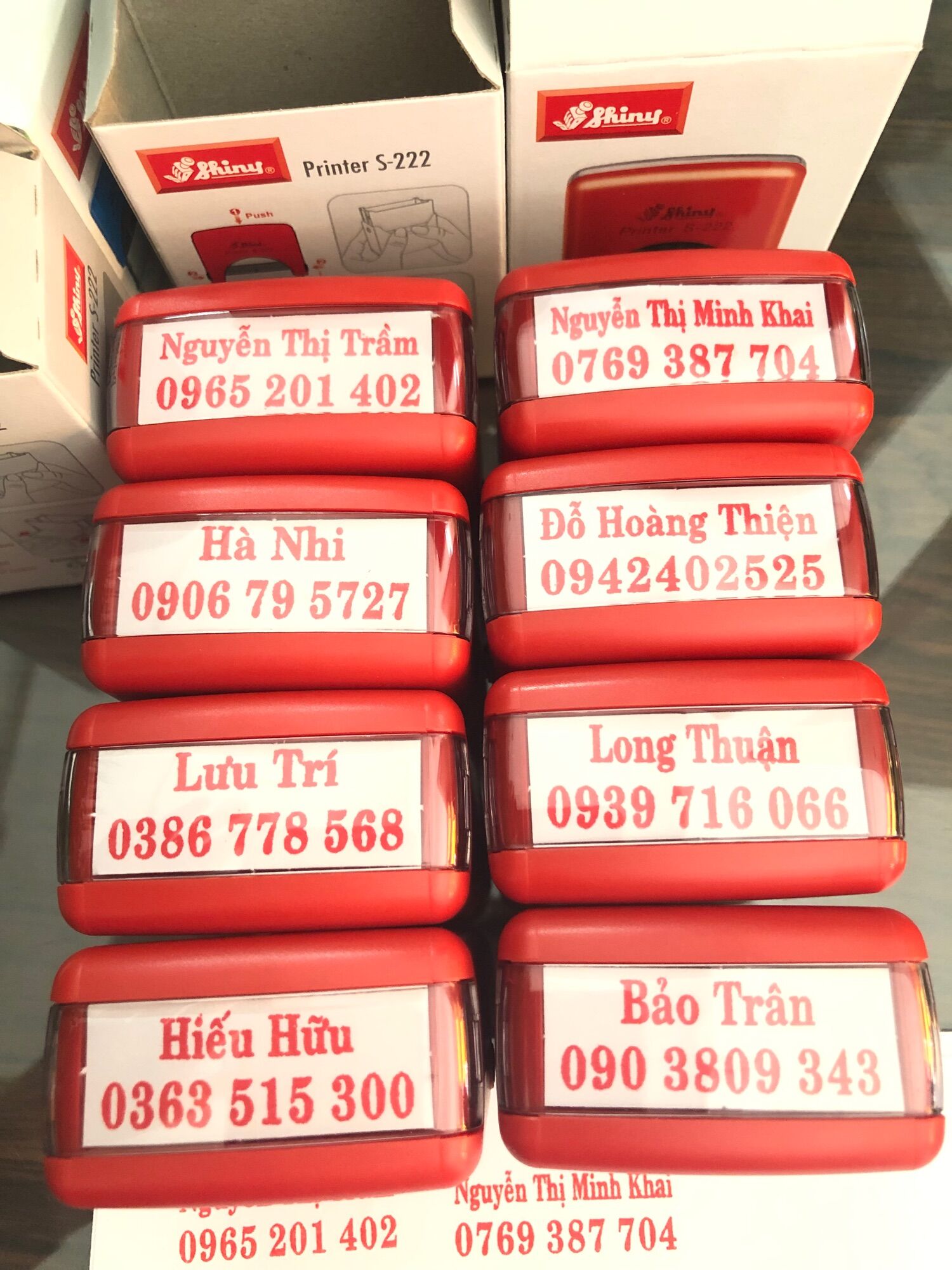 Khắc con dấu tên kèm số điện thoại làm 2 dòng theo chuẩn đẹp, đa dạng kiểu chữ