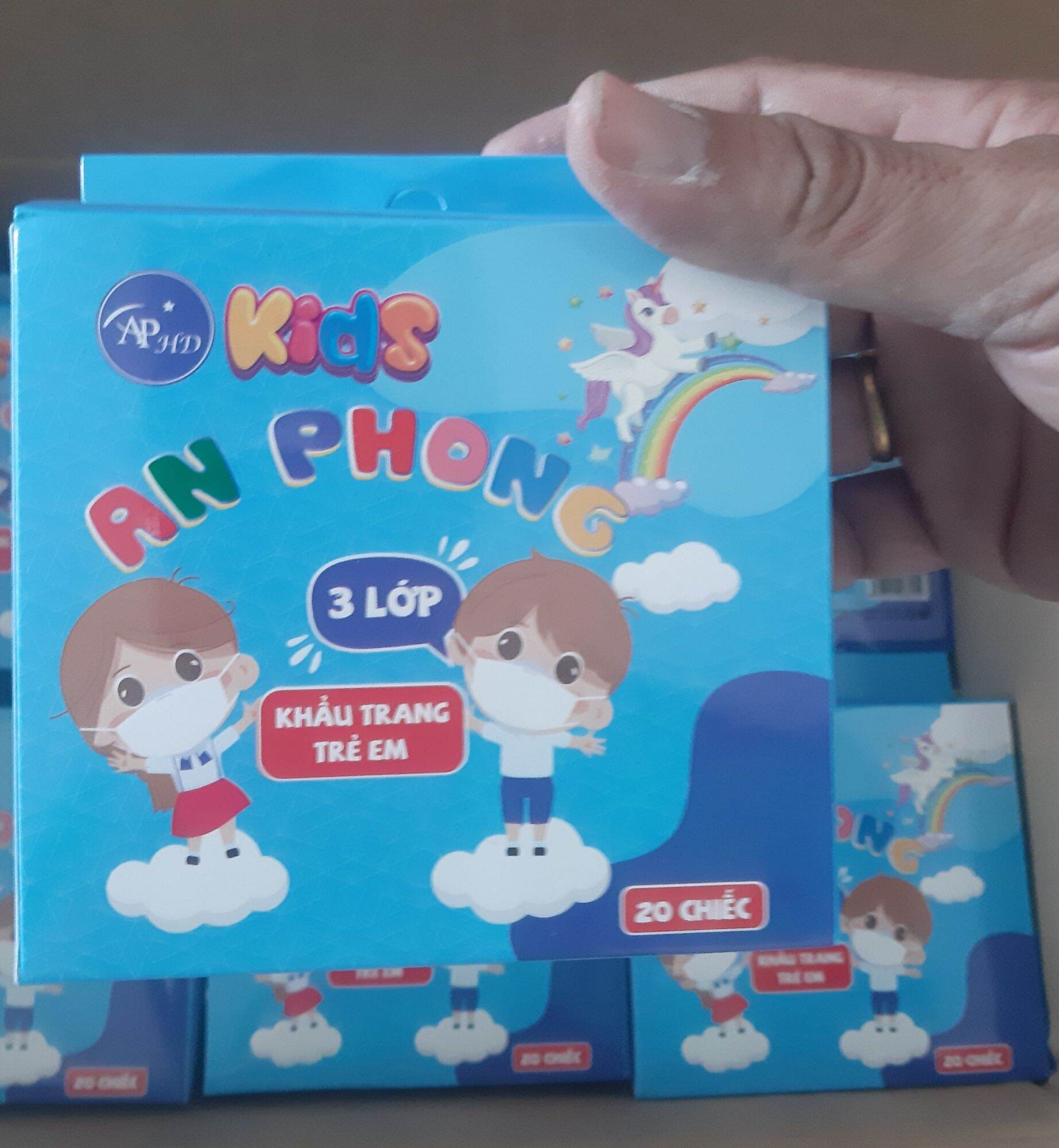 khẩu trang Kids em bé (1 hộp 20 cái)