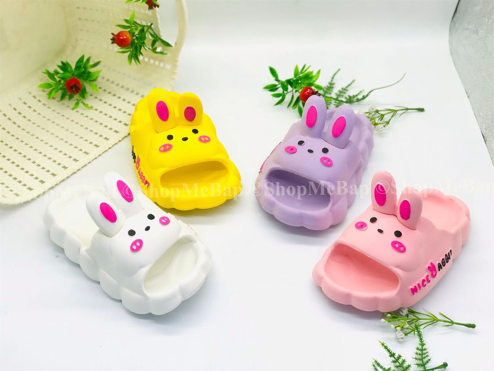 Dép lê tai thỏ cực dễ thương cho bé gái