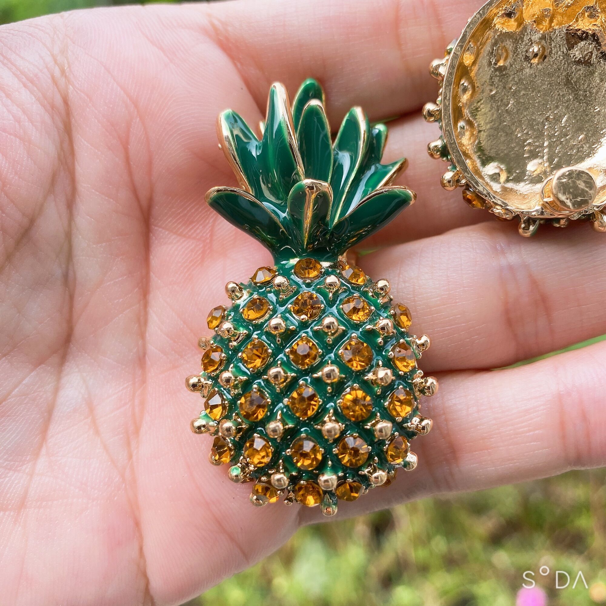 Bộ 2 Charm Trái Thơm gắn dép lào