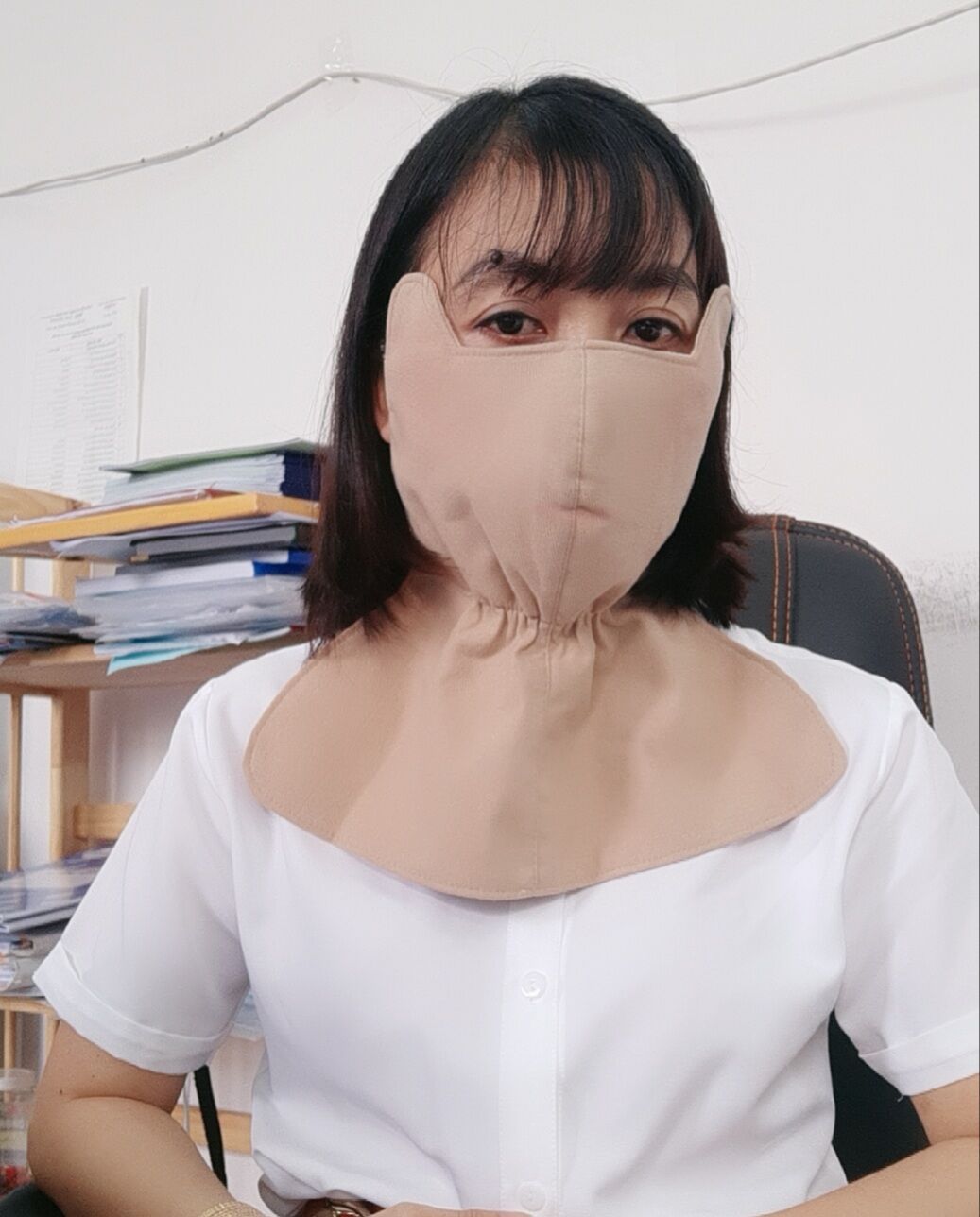 Khẩu trang vải cổ yếm