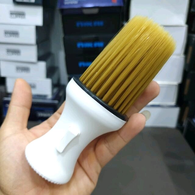 Chổi phủi tóc chấm phấn rôm, dụng cụ chấm phấn phủi tóc nam.