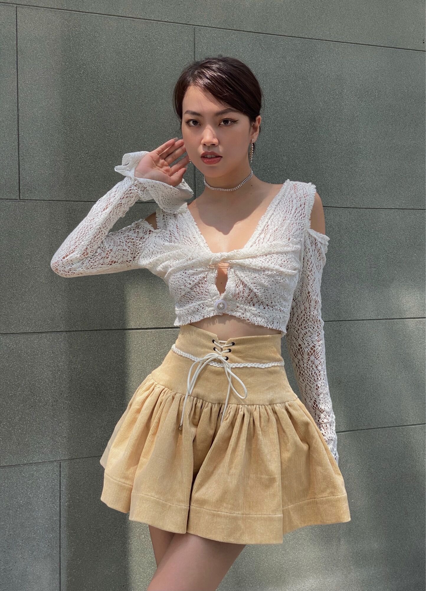 Áo croptop ren len LaCharme - Eddy top